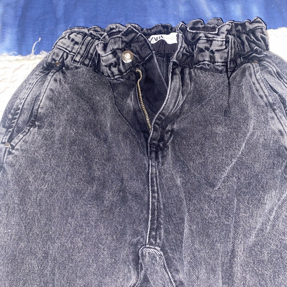 Black High Waisted Straight Leg Zara Jeans